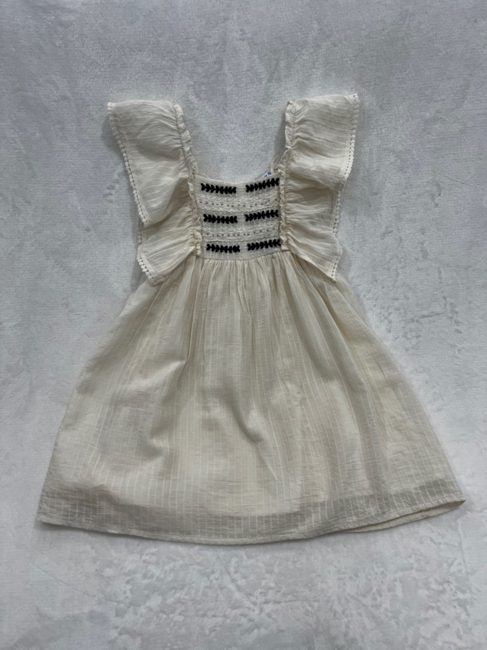 Mayoral Dress Ruffle Embroidery Detail Textured Girls Size 5 years Cream Beige